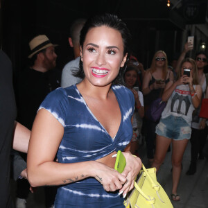 Demi Lovato se promène à New York, le 1er juillet 2015.