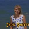 Jodie Sweetin - Générique de la série américaine La fête à la maison.