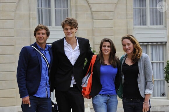 Clément Lefert, Yannick Agnel, Camille Muffat et Charlotte Bonnet à l'Elysée à Paris, le 17 septembre 2012