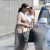 Kim Kardashian, enceinte, et sa fille North arrivent au club de fitness pour enfants My Gym à Woodland Hills. Los Angeles, le 2 août 2015.