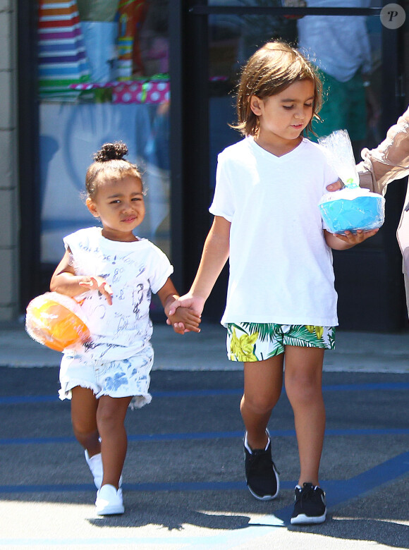 North et son cousin Mason à Woodland Hills. Los Angeles, le 2 août 2015.