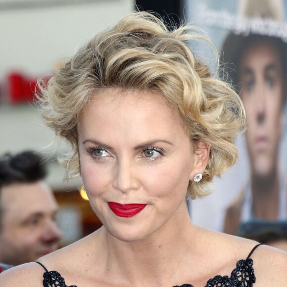 Charlize Theron - Première du film "A Million Ways to Die in the West" à Westwood, le 15 mai 2014. 