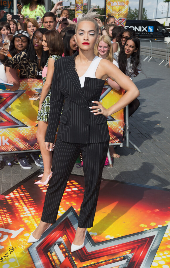 Rita Ora - Arrivée des juges de l'emission X-Factor à Londres le 21 juillet 2015.