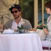 Lana Del Rey déjeune avec son compagnon Francesco Carrozzini et la mère de celui-ci Franca Sozzani à Stresa, Italie, le 2 aout 2015
