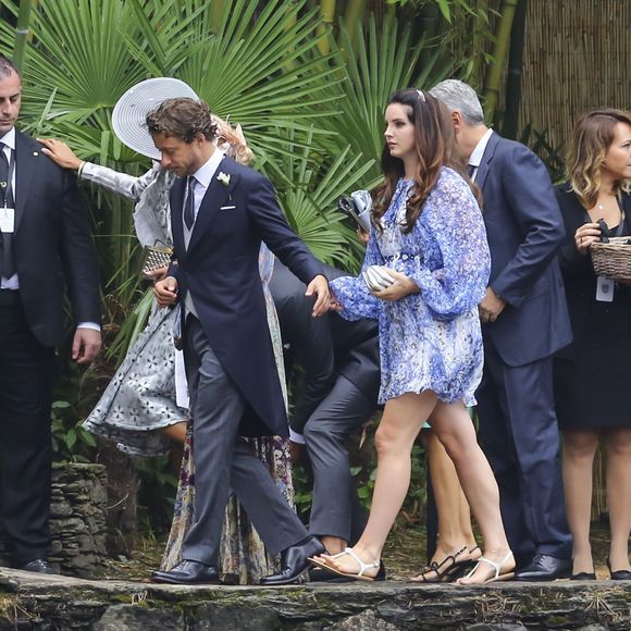 Lana Del Rey et son compagnon Francesco Carrozzini au mariage religieux de Pierre Casiraghi et Beatrice Borromeo sur les Iles Borromées, sur le Lac Majeur, le 1er août 2015.