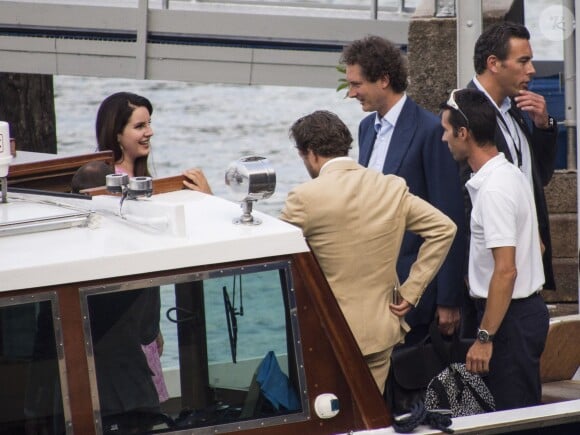 Lana Del Rey et son compagnon Francesco Carrozzini ainsi que John Elkann quittent l'Hotel des Iles Borromees pour rejoindre l'île Isola Madre où se déroule la soirée de mariage de Beatrice Borromeo et Pierre Casiraghi, à Stresa, Italie, le 31 juillet 2015