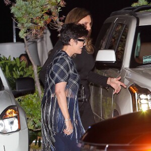 Caitlyn Jenner et Kris Jenner à la sortie du restaurant Nobu pour les 18 ans de Kylie Jenner en famille, Malibu, Los Angeles, le 7 aout 2015.
