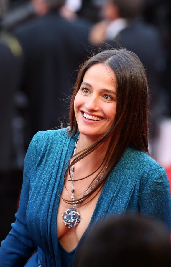 Marie Gillain - Montée des marches du film "La Tête Haute" pour l'ouverture du 68e Festival du film de Cannes, le 13 mai 2015.