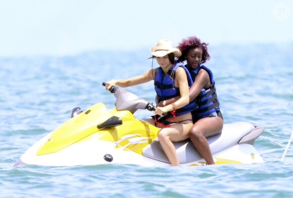 Kendall Jenner, Hailey Baldwin, Justine Skye et Pia Mia profitent d'un après-midi ensoleillé à la Casa Aramara, à Punta Mita. Le 13 août 2015.