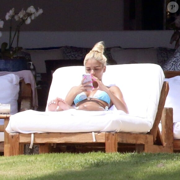 Kendall Jenner, Hailey Baldwin, Justine Skye et Pia Mia profitent d'un après-midi ensoleillé à la Casa Aramara, à Punta Mita. Le 13 août 2015.