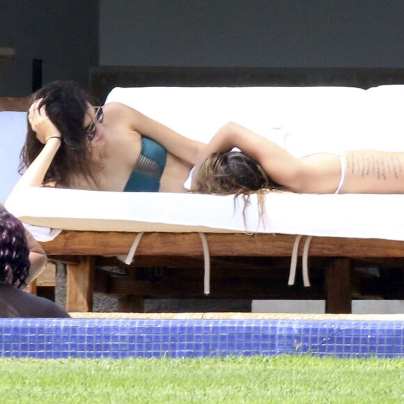 Kendall Jenner, Hailey Baldwin, Justine Skye et Pia Mia profitent d'un après-midi ensoleillé à la Casa Aramara, à Punta Mita. Le 13 août 2015.