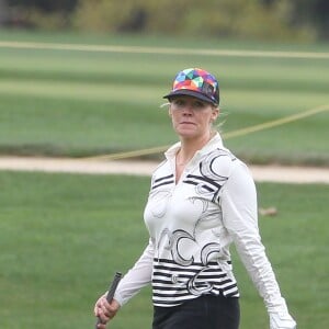 Exclusif - Jennie Garth et son nouveau mari Dave Abrams se sont offerts une partie de golf, à Toluca Lake, le 6 août 2015.