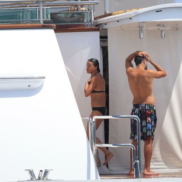 Exclusif - Michelle Rodriguez en vacances avec Mohammed Al Turki et d'autres amis à Formentera, le 9 août 2015.