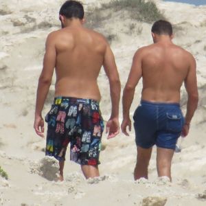 Exclusif - Michelle Rodriguez en vacances avec Mohammed Al Turki et d'autres amis à Formentera, le 9 août 2015.