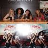 Perrie Edwards, Leigh Anne Pinnock, Jade Thirlwall, Jessica Nelson - Le groupe Little Mix dédicace son album "Salute" à "Barnes & Noble" à Los Angeles, le 14 février 2014 