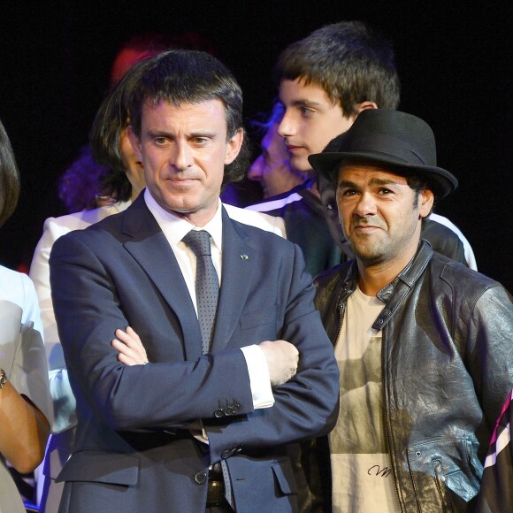 Manuel Valls et Jamel Debbouze - Finale du Trophée d'Impro Culture & Diversité, au Théâtre Comédia à Paris le 18 mai 2015.  