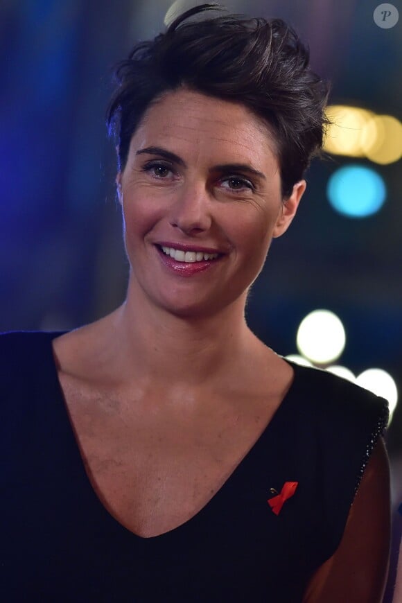 Exclusif - Alessandra Sublet, à l'enregistrement de l'émission La Télé Chante Pour le Sidaction aux théâtre des Folies Bergère à Paris, le 11 mars 2015.