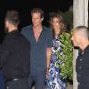 George Clooney et sa femme Amal Alamuddin Clooney quittent un restaurant de Ibiza avec Cindy Crawford et son mari Rande Gerber le 22 août 2015.