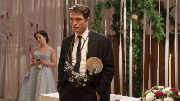 Robert Pattinson : Prêt à enflammer Deauville... avec son envoûtante chérie ?