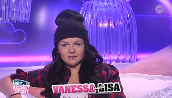 Vanessa de SS3 alias Lisa dans la quotidienne de Secret Story 9, le lundi 24 aout 2015, sur NT1