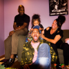 Chris Brown, sa mère Joyce Hawkins et la petite Royalty dans les coulisses du Jiffy Lube Live, à Bristow. Photo publiée le 22 août 2015.