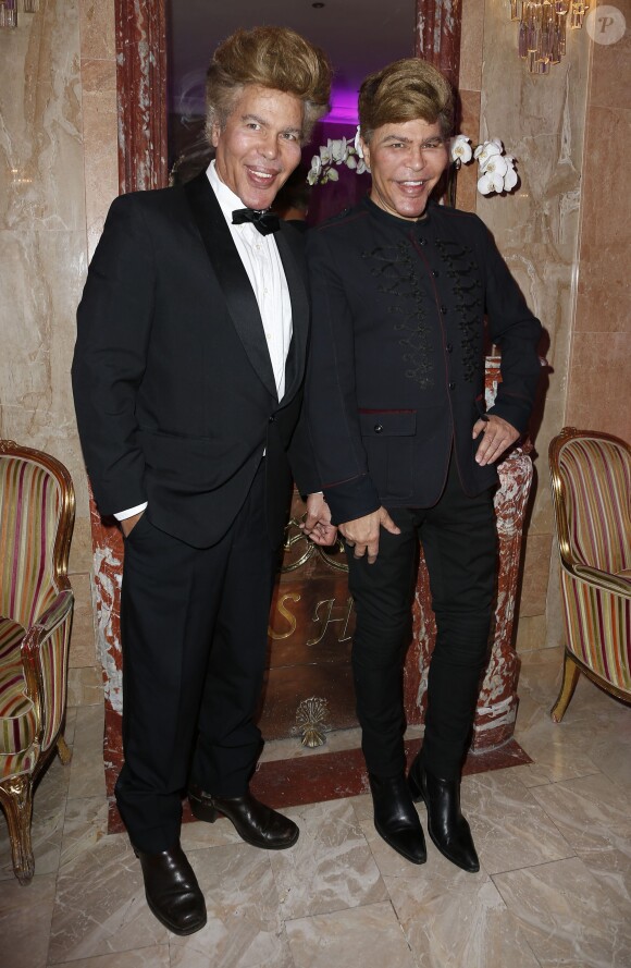 Grichka et Igor Bogdanoff (Bogdanov) - 38ème édition de la cérémonie des Best au Salon Hoche à Paris le 15 décembre 2014. 