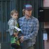 Exclusif - Owen Wilson se promène avec son fils Robert Ford à Santa Monica, le 14 janvier 2015. 