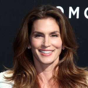 Cindy Crawford - Première du film " Tomorrowland " à Los Angeles Le 09 mai 2015