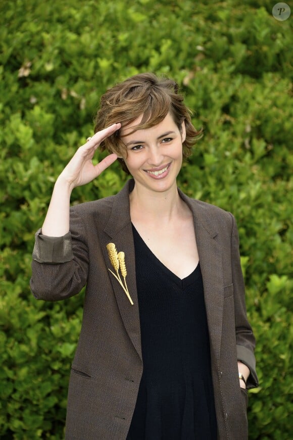 Louise Bourgoin - Photocall du film "Je suis un soldat" lors de la 8e édition du Festival du film francophone d'Angoulême le 27 août 2015.