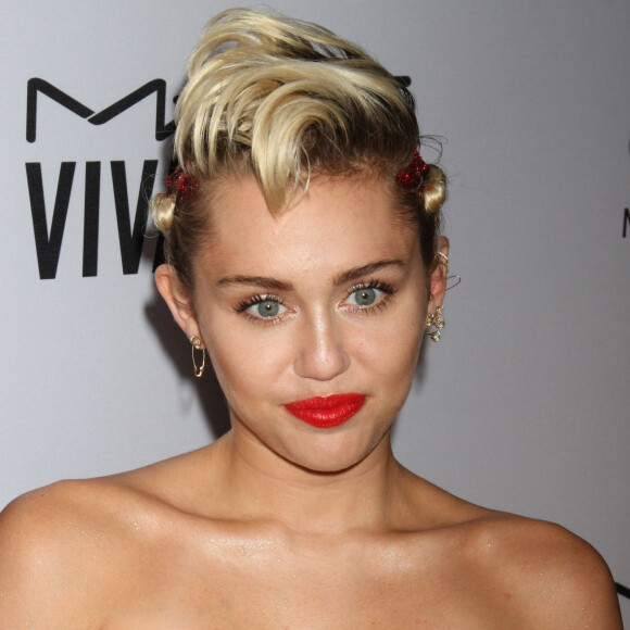 Miley Cyrus - Gala "AmfAR Inspiration Gala" à New York, le 16 juin 2015.  