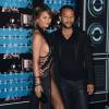 Chrissy Teigen et John Legend assistent aux MTV Video Music Awards 2015 au Microsoft Theater. Los Angeles, le 30 août 2015.