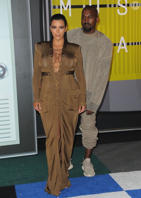 Kim Kardashian (enceinte) et Kanye West - Soirée des MTV Video Music Awards à Los Angeles le 30 aout 2015.