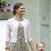 La princesse Victoria et sa fille la princesse Estelle de Suède à Oland le 14 juillet 2015