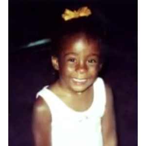 La jeune Bobbi Kristina / capture d'écran de la vidéo hommage postée sur le Facebook de Tyler Perry.