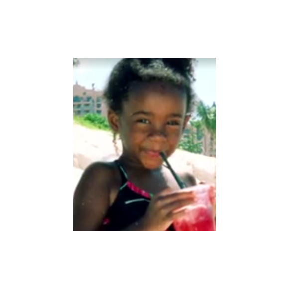 Bobbi Kristina enfant / capture d'écran de la vidéo hommage postée sur le Facebook de Tyler Perry.