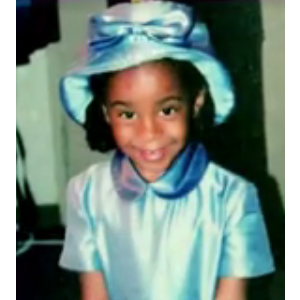 Bobbi Kristina s'amuse enfant / capture d'écran de la vidéo hommage postée sur le Facebook de Tyler Perry.