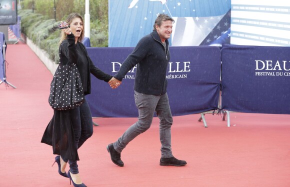 L'animateur Benjamin Castaldi officialise avec sa compagne Aurore Aleman, lors du 41e Festival du film américain de Deauville, le 5 septembre 2015.