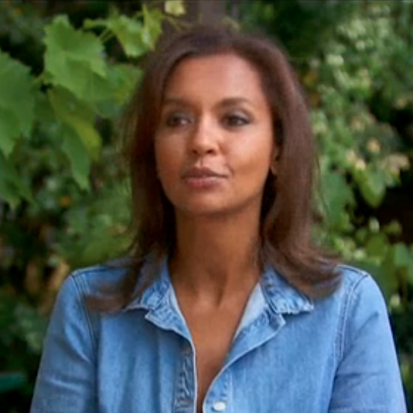 Karine Le Marchand, dans L'amour est dans le pré 2015 (le bilan) sur M6, le lundi 7 septembre 2015.