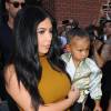 Kim Kardashian, sa fille North West et Simon Huck quittent l'appartement de Kanye West à Soho. New York, le 9 septembre 2015.