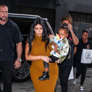 Kim, Kardashian, North West et Jonathan Cheban à New York, le 9 septembre 2015.