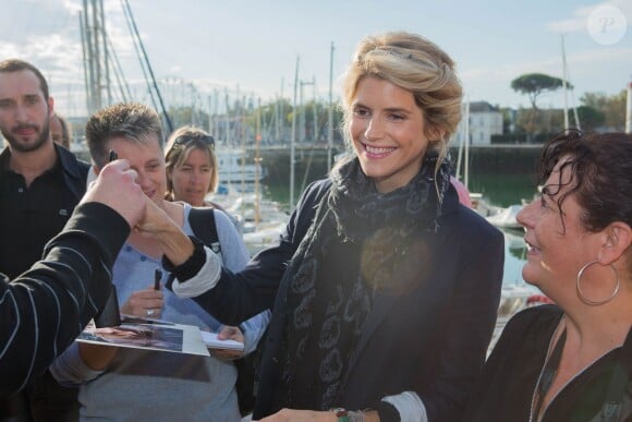 L'actrice Alice Taglioni - Photocall du film "L'annonce" lors du 17e Festival de Fiction TV de La Rochelle. Le 10 septembre 2015.
