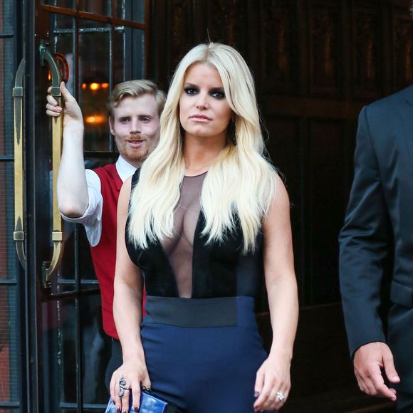 Jessica Simpson à la sortie de l'hôtel The Bowery à New York, le 9 septembre 2015