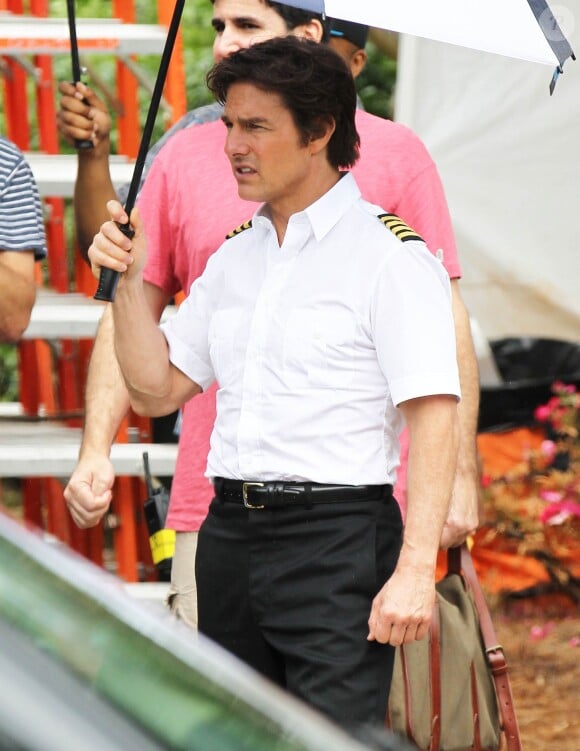 Exclusif - Tom Cruise sur le tournage de "Mena" à Atlanta, le 18 mai 2015