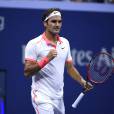 Roger Federer lors de sa demi-finale de l'US Open à l'USTA Billie Jean King National Tennis Center de Flushing dans le Queens à New York, le 11 septembre 2015
