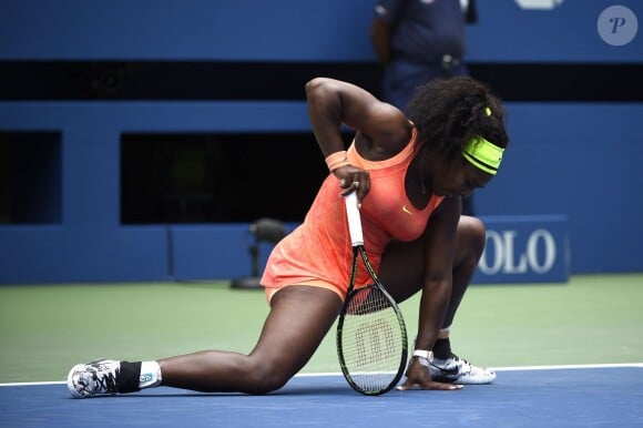 Serena Williams lors de sa demi-finale de l'US Open à l'USTA Billie Jean King National Tennis Center de Flushing dans le Queens à New York, le 11 septembre 2015