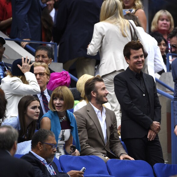 Hugh Jackman et son épouse Deborah-Lee Furness, David Beckham, Anna Wintour et sa fille Bee Shaffer lors de la finale de l'US Open entre Roger Federer et Novak Djokovic à l'USTA Billie Jean King National Tennis Center de Flushing dans le Queens à New York, le 13 septembre 2015