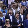 Bradley Cooper, Anna Wintour et David Beckham lors de la finale de l'US Open entre Roger Federer et Novak Djokovic à l'USTA Billie Jean King National Tennis Center de Flushing dans le Queens à New York, le 13 septembre 2015