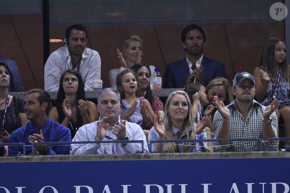 Lindsey Vonn, Gavin Rossdale et les jumelles de Roger Federer, Charlene Riva et Myla Rose lors de la finale de l'US Open à l'USTA Billie Jean King National Tennis Center de Flushing dans le Queens à New York le 13 septembre 2015