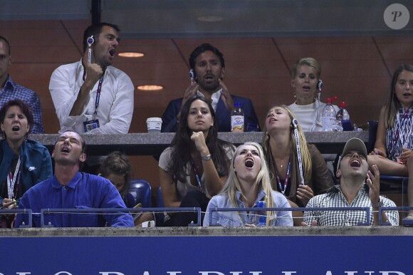 Lindsey Vonn, Gavin Rossdale et les jumelles de Roger Federer lors de la finale de l'US Open à l'USTA Billie Jean King National Tennis Center de Flushing dans le Queens à New York le 13 septembre 2015