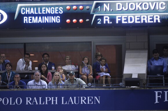 Lindsey Vonn, Gavin Rossdale et les jumelles de Roger Federer lors de la finale de l'US Open à l'USTA Billie Jean King National Tennis Center de Flushing dans le Queens à New York le 13 septembre 2015